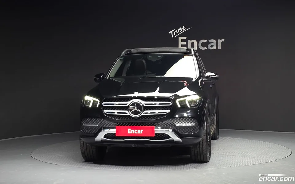 Mercedes-Benz GLE-Class GLE350e 4MATIC 2022 — миниатюра 3