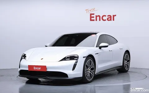 Porsche Taycan 2023 купить в Москве