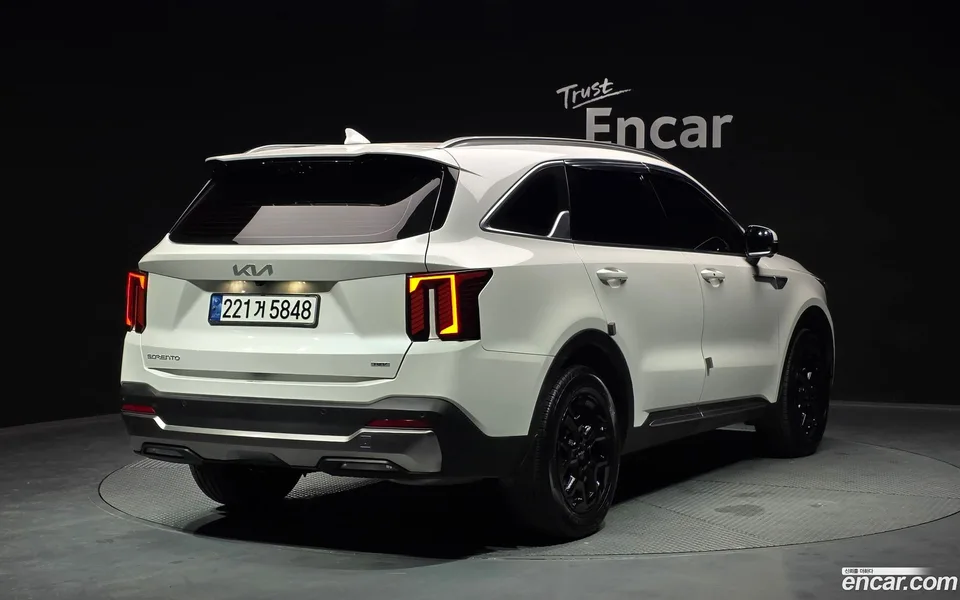Kia Sorento HEV 1.6 2WD 2023 — миниатюра 2