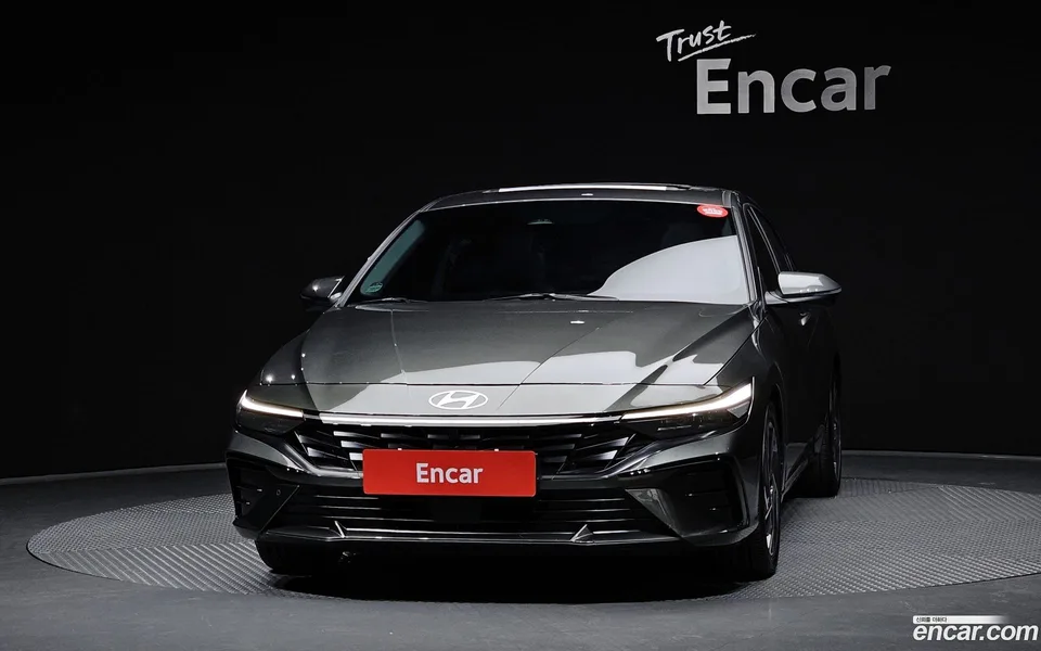 Hyundai Avante CN7 Hybrid 2024 — миниатюра 3