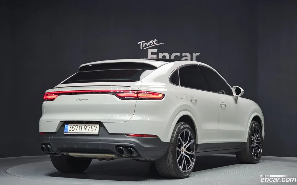 Porsche Cayenne 3.0 2022 — миниатюра 2