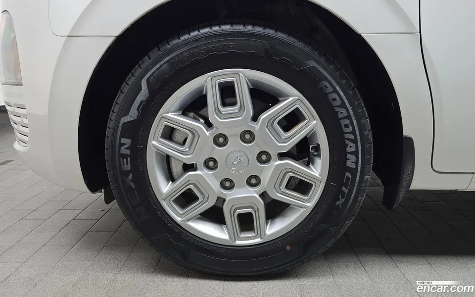 Hyundai Staria 5 2022 — миниатюра 5