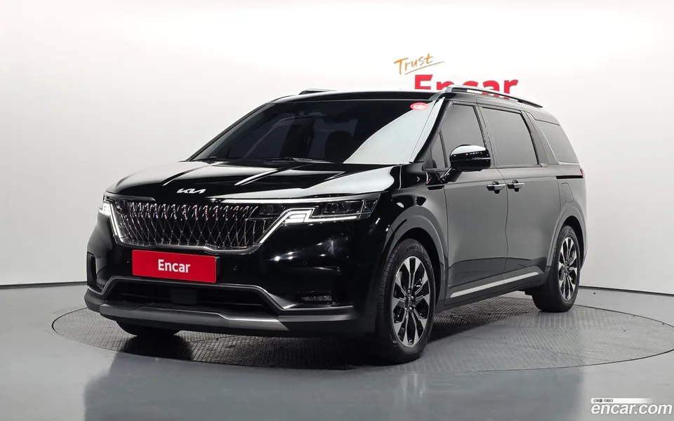Kia Carnival 9 2022 — фото 1, купить с доставкой в Москву