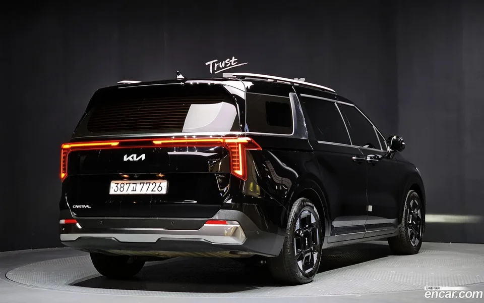 Kia Carnival 9 2024 — миниатюра 2