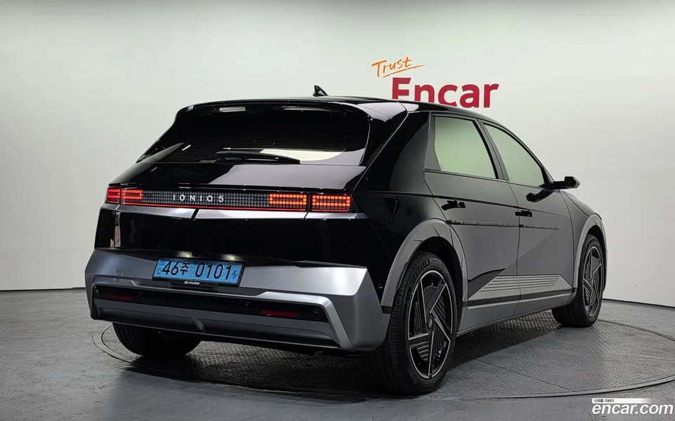 Hyundai Ioniq 5 2024 — миниатюра 2