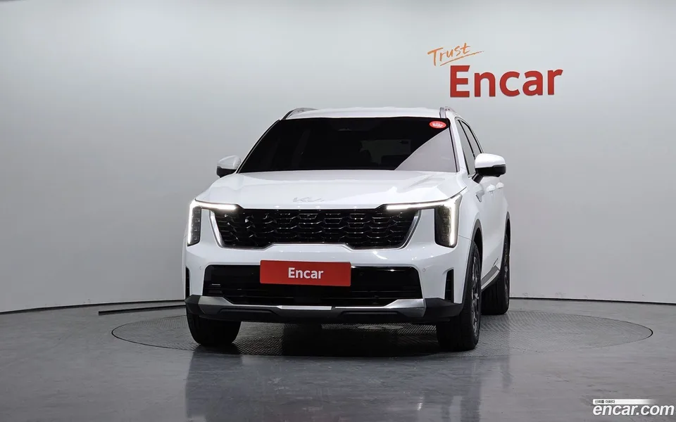 Kia Sorento HEV 1.6 2WD 2023 — миниатюра 3