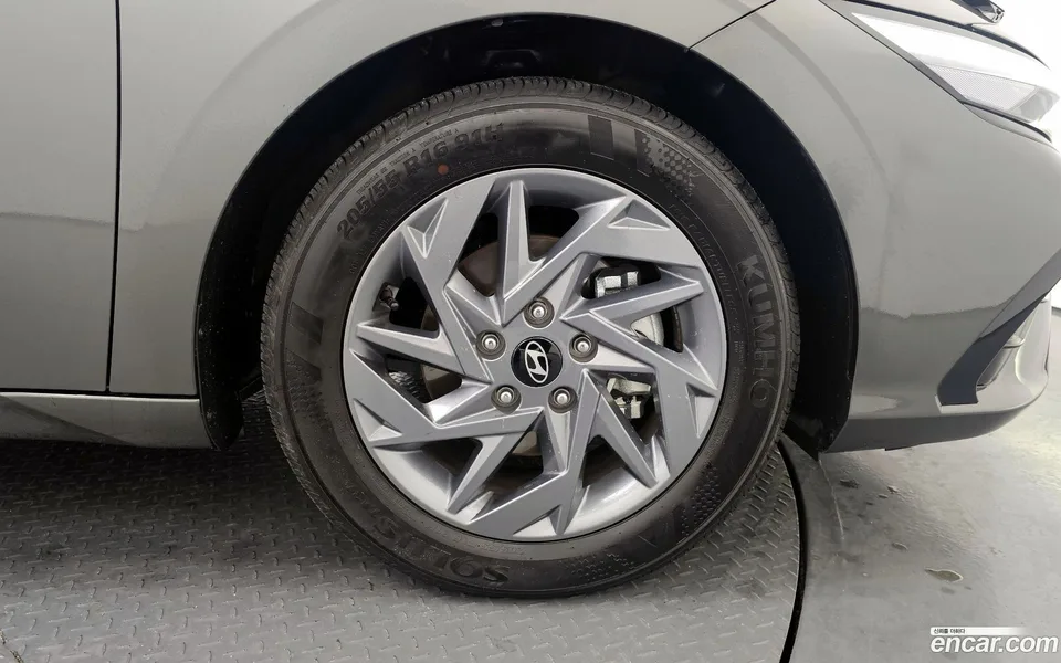 Hyundai Avante CN7 1.6 2025 — миниатюра 5