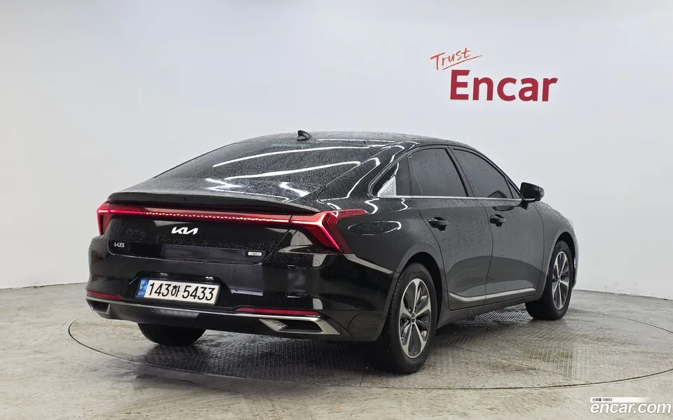 Kia K8 Hybrid 2023 — миниатюра 2