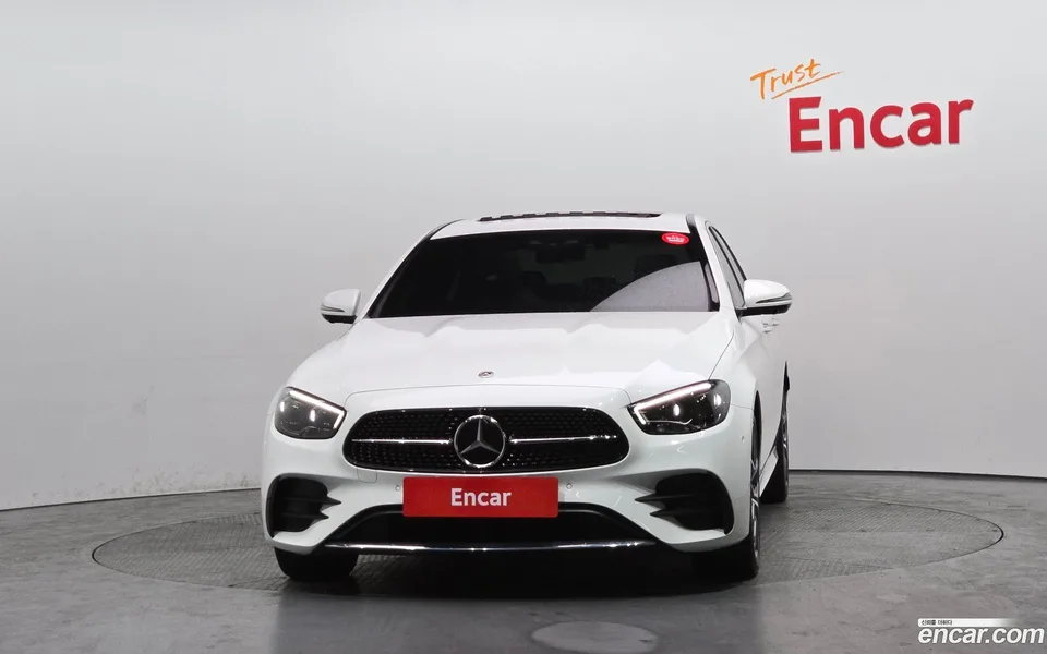 Mercedes-Benz E-Class E220d 4MATIC AMG Line 2022 — миниатюра 3