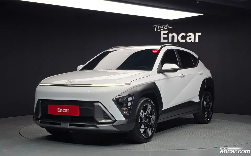 Hyundai Kona 1.6 2WD 2025 — фото 1, купить с доставкой в Москву