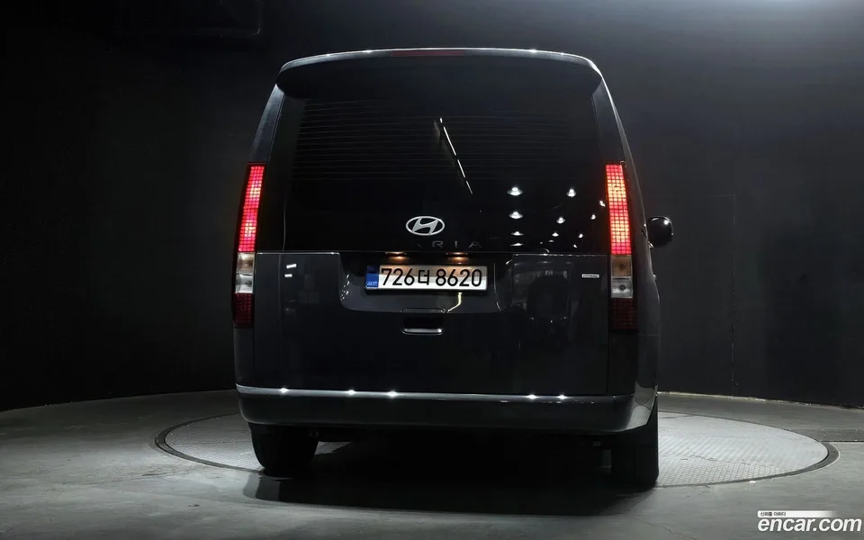 Hyundai Staria 4WD 11 2025 — миниатюра 4