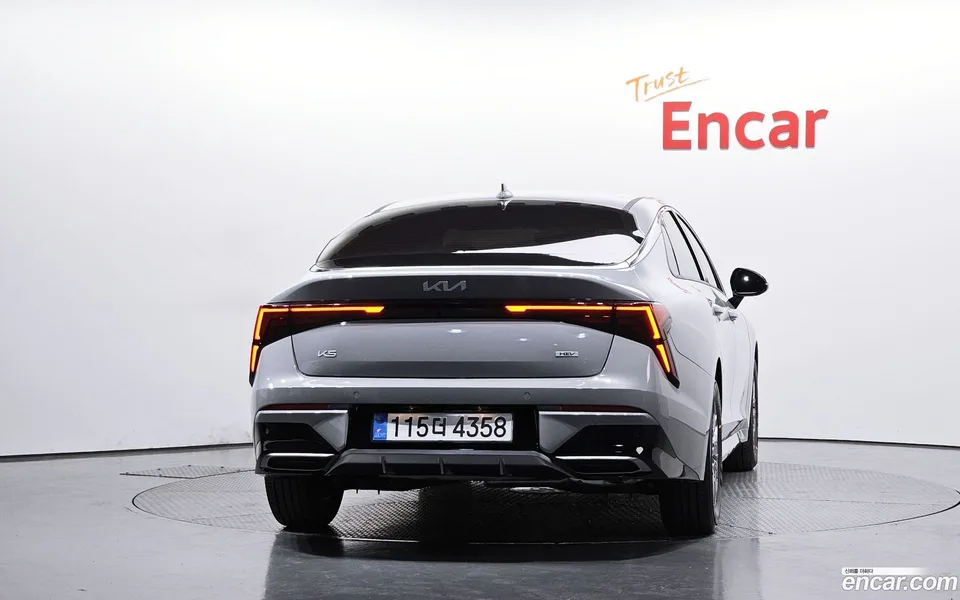 Kia K5 Hybrid 2025 — миниатюра 4