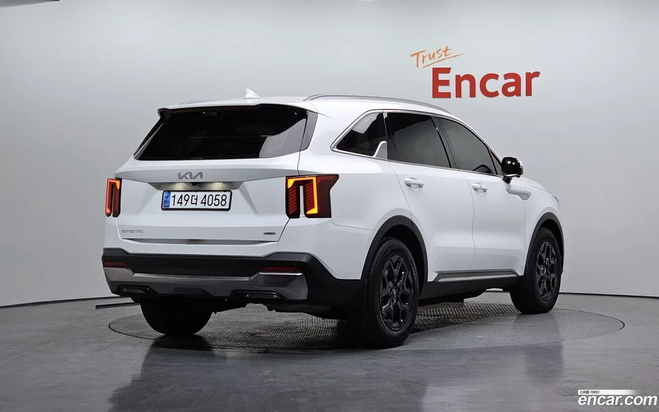 Kia Sorento HEV 1.6 2WD 2023 — миниатюра 2