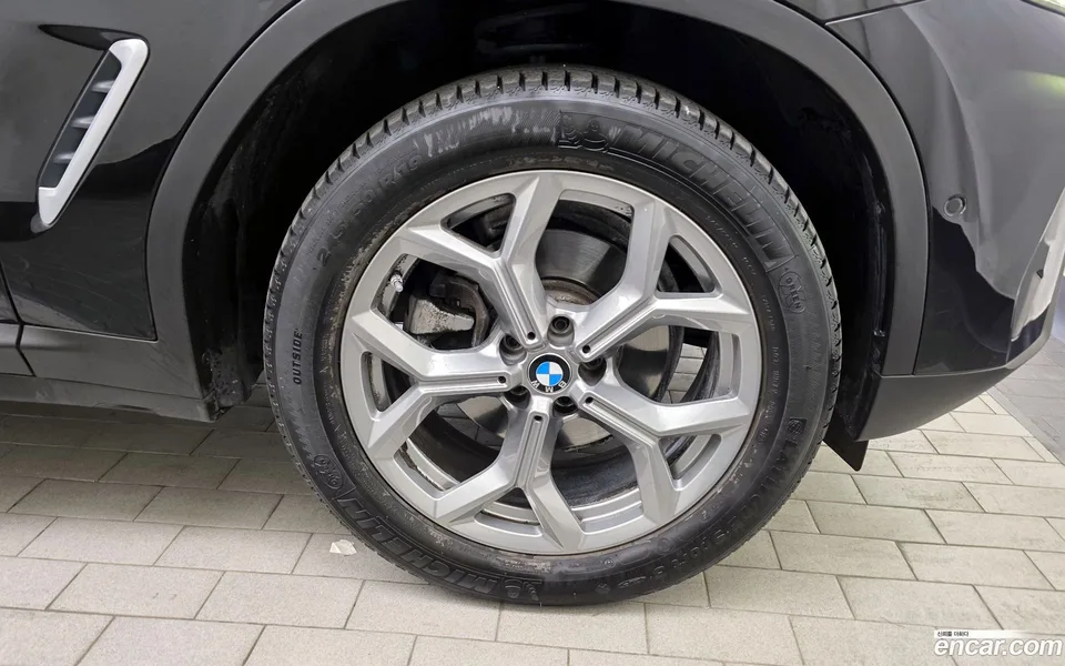 BMW X3 xDrive 20i 2022 — миниатюра 5