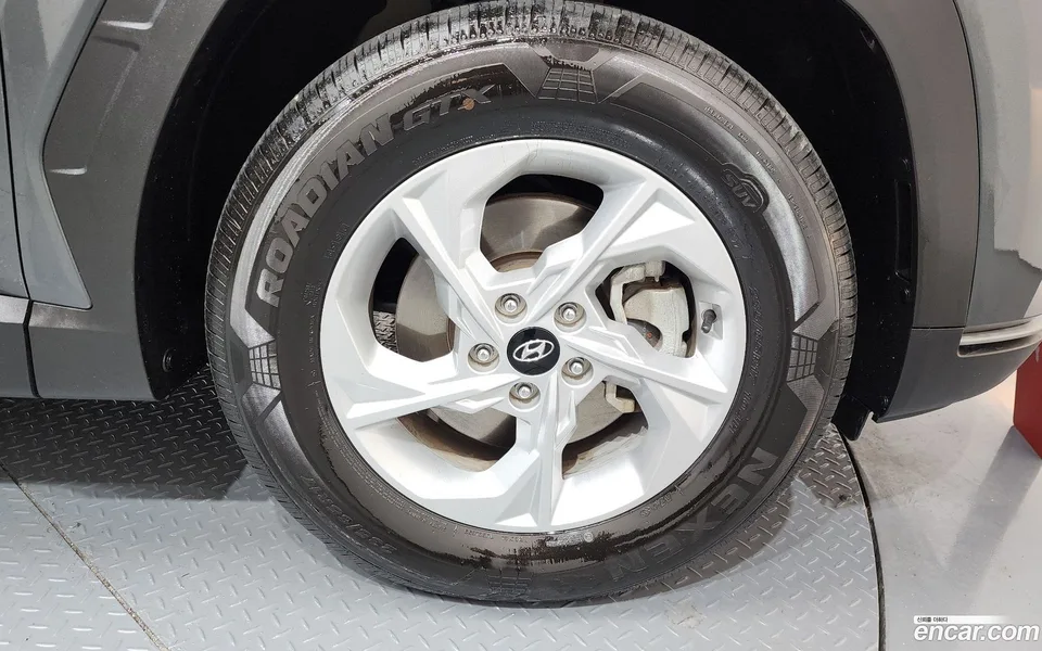 Hyundai Tucson 2.0 2WD 2022 — миниатюра 5