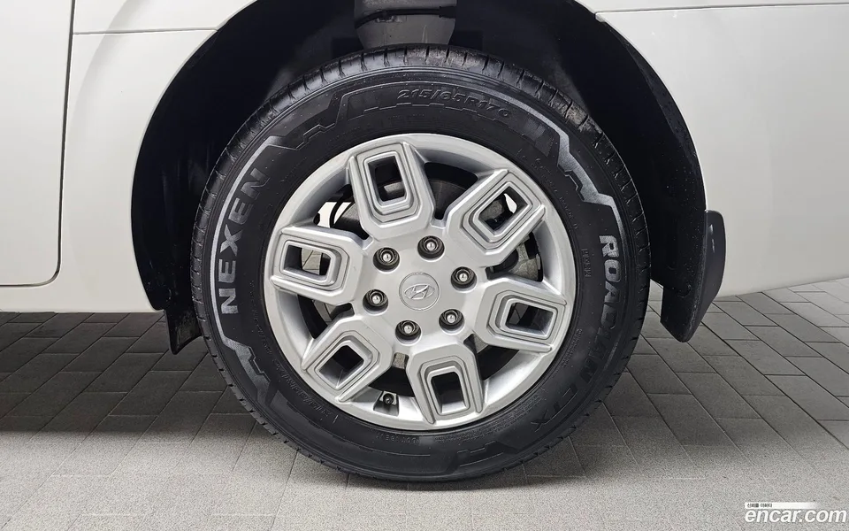 Hyundai Staria 5 2022 — миниатюра 5