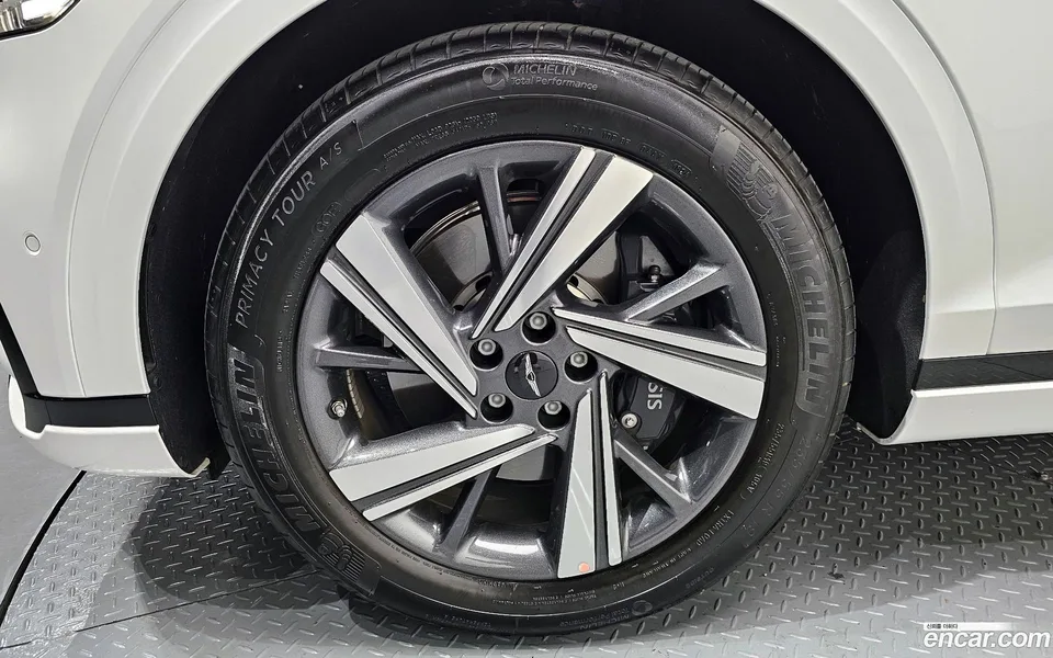 Genesis GV70 2.5T 2WD 2024 — миниатюра 5