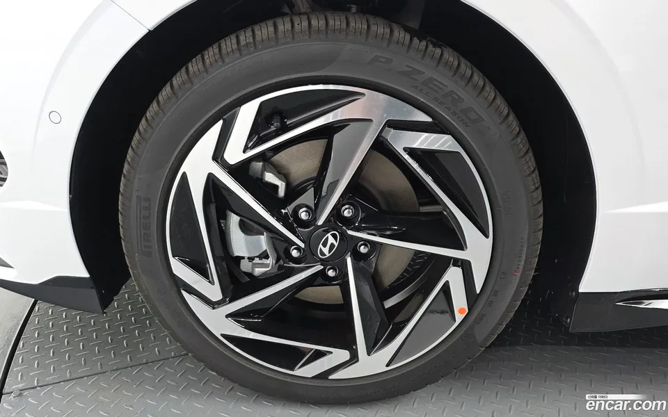 Hyundai Sonata The Edge Hybrid 2025 — миниатюра 5
