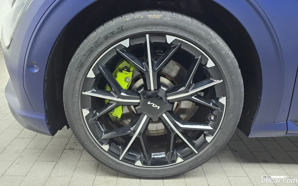 Kia EV6 GT 4WD 2025 — миниатюра 5