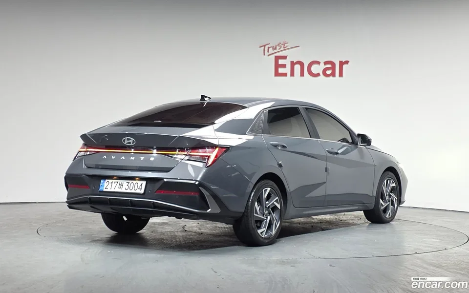 Hyundai Avante CN7 1.6 2024 — миниатюра 2