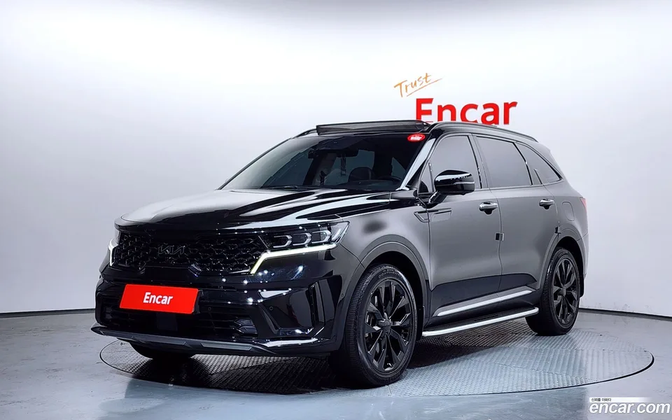 Kia Sorento 2.5T 2WD 2022 — фото 1, купить с доставкой в Москву