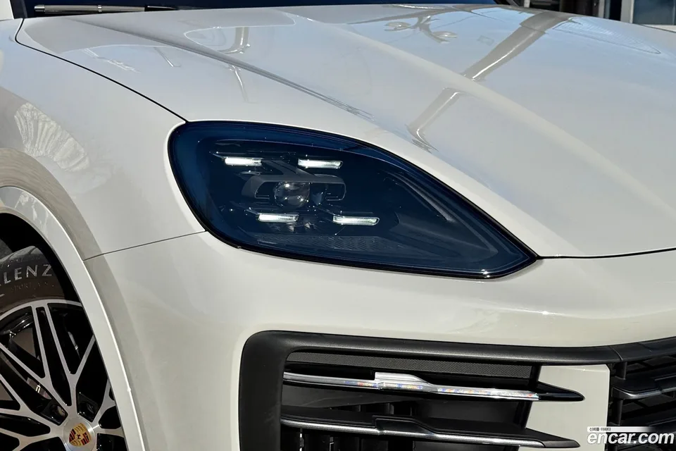 Porsche Cayenne 3.0 2023 — миниатюра 5