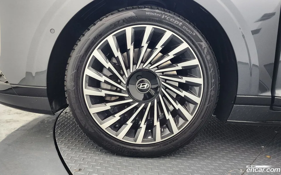 Hyundai Grandeur 3.5 4WD 2024 — миниатюра 5