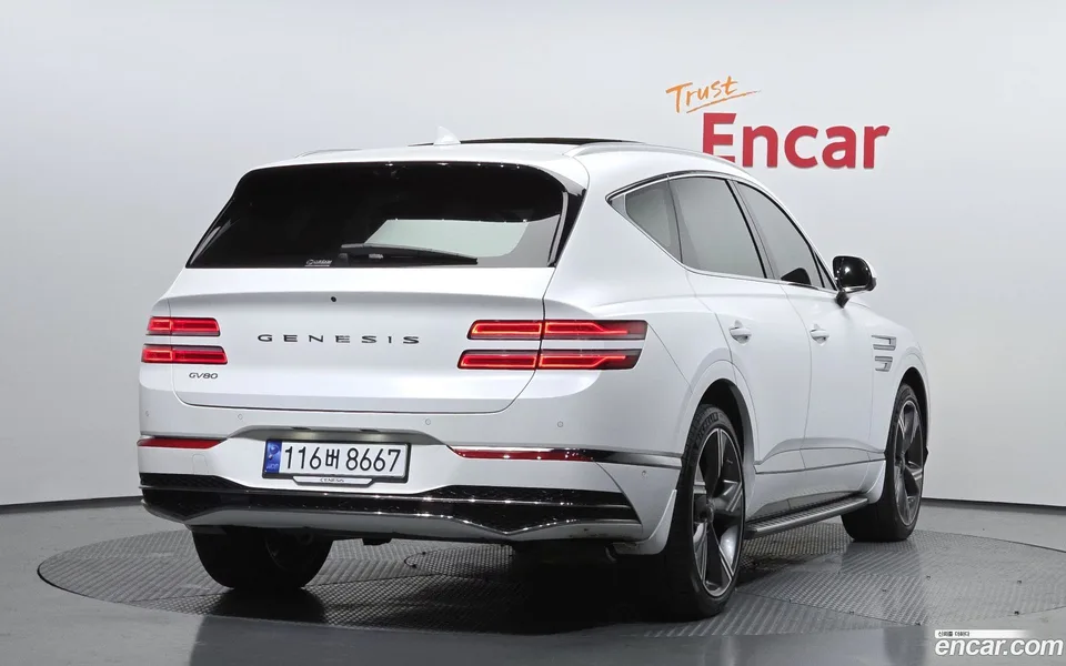 Genesis GV80 2.5T 2WD 2024 — миниатюра 2
