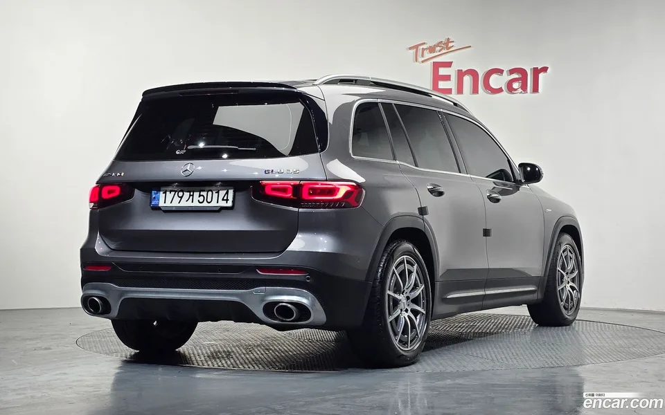 Mercedes-Benz GLB-Class AMG GLB35 4MATIC 2022 — миниатюра 2