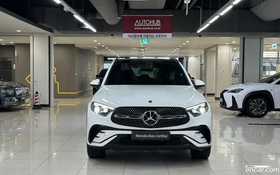 Mercedes-Benz GLC-Class GLC300 4MATIC AMG Line 2025 — миниатюра 2