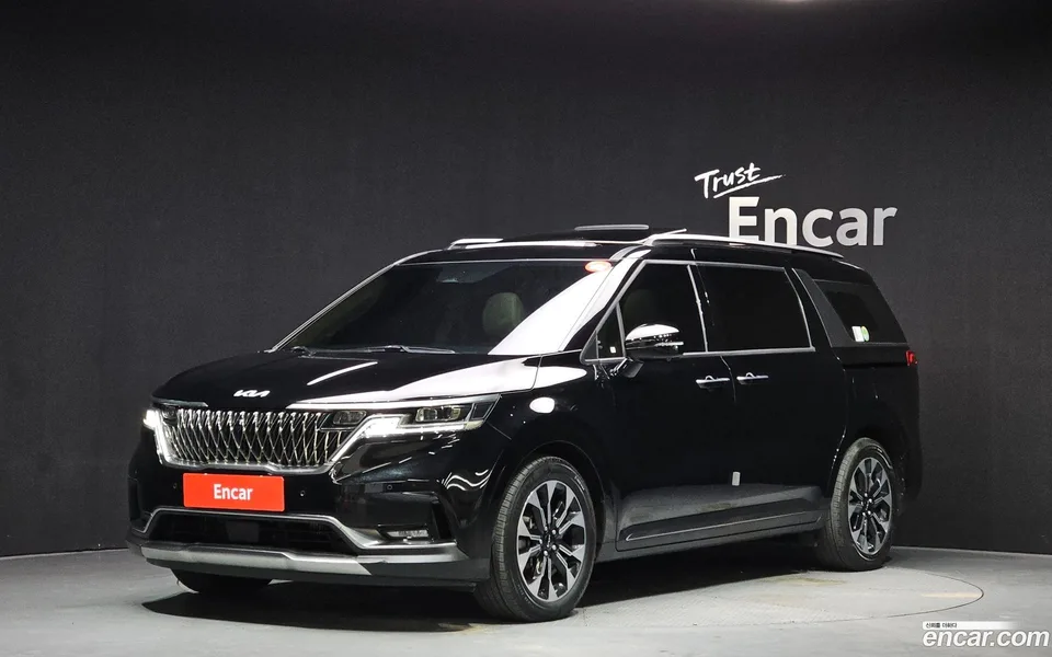 Kia Carnival 9 2022 — фото 1, купить с доставкой в Москву