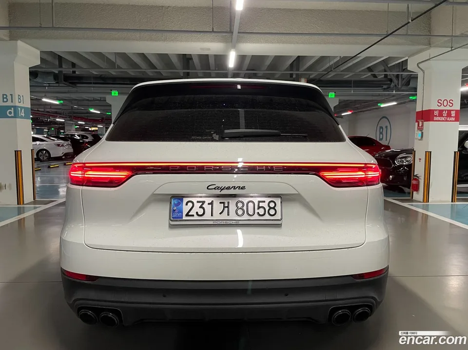 Porsche Cayenne 3.0 2023 — миниатюра 4