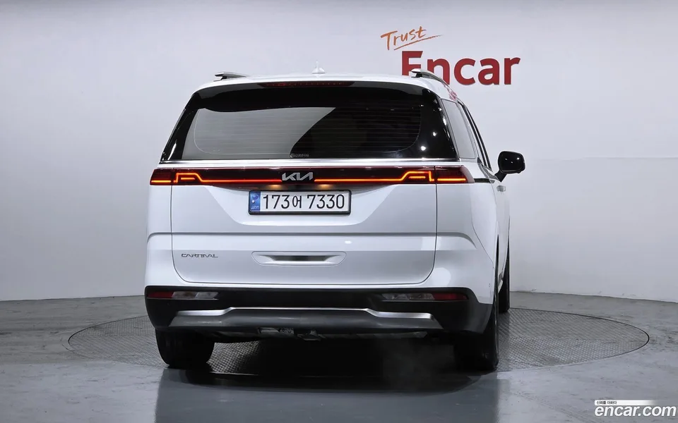 Kia Carnival 7 2023 — миниатюра 4
