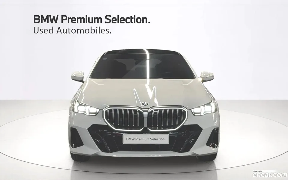 BMW 5 Series 530i xDrive M 2024 — миниатюра 3