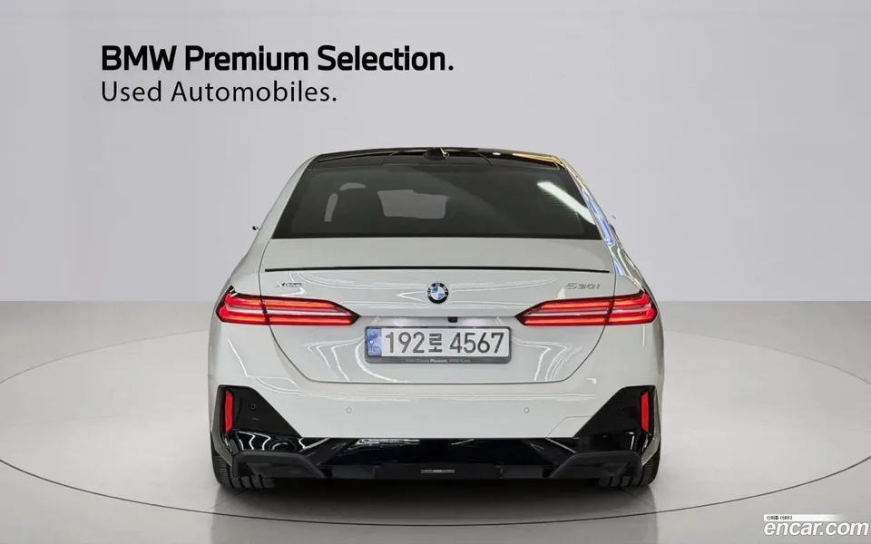 BMW 5 Series 530i xDrive M 2024 — миниатюра 4