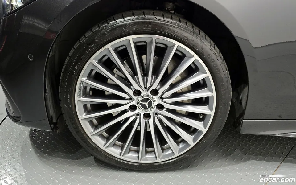 Mercedes-Benz C-Class C300 AMG Line 2022 — миниатюра 5