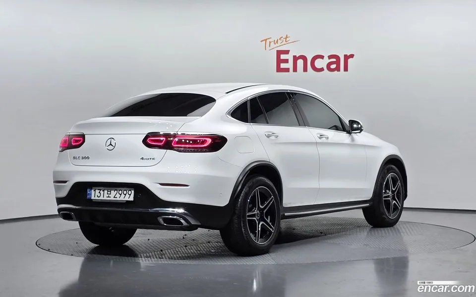 Mercedes-Benz GLC-Class GLC300 4MATIC 2022 — миниатюра 2