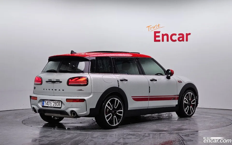 MINI Cooper S Clubman JCW 2023 — миниатюра 2