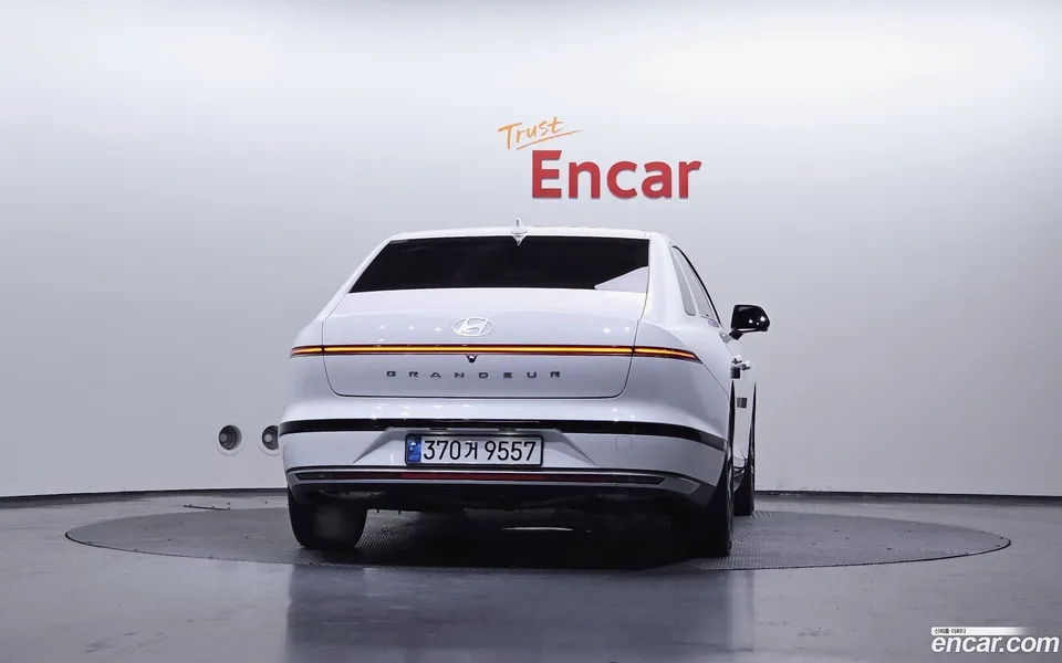 Hyundai Grandeur Hybrid 2024 — миниатюра 4