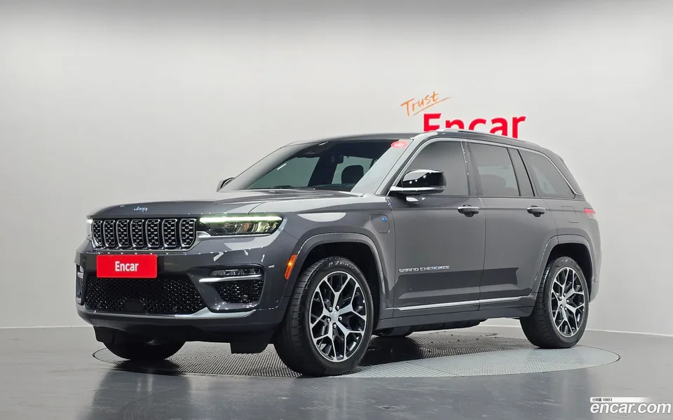 Jeep Grand Cherokee 4xe 2023 — фото 1, купить с доставкой в Москву