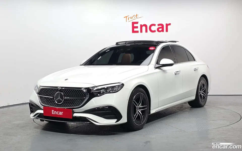 Mercedes-Benz E-Class E200 AMG Line 2025 — фото 1, купить с доставкой в Москву