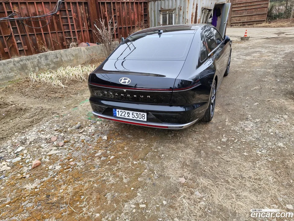 Hyundai Grandeur 2.5 2WD 2024 — миниатюра 2