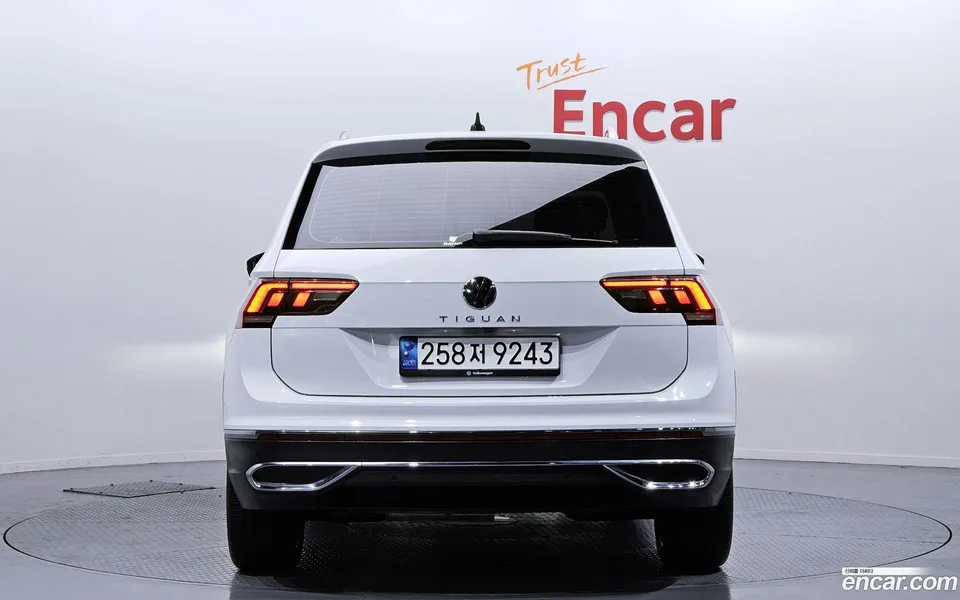 Volkswagen Tiguan 2.0 TDI 2023 — миниатюра 4