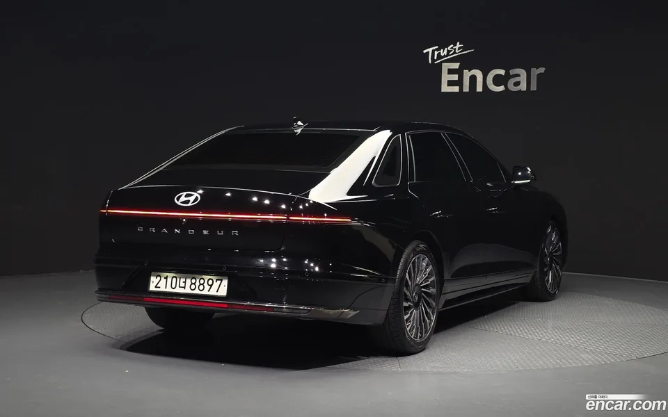 Hyundai Grandeur Hybrid 2023 — миниатюра 2