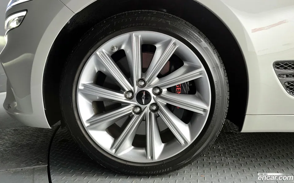 Genesis G70 Shooting Brake 2.5T 2WD 2024 — миниатюра 5