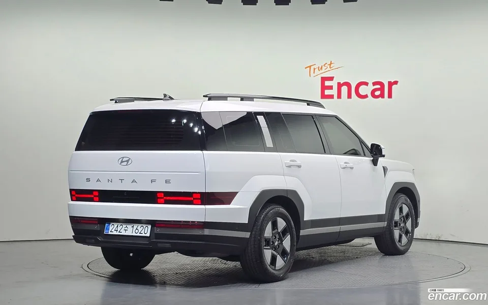 Hyundai Santa Fe HEV 1.6 2WD 2025 — миниатюра 2