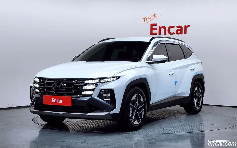 Hyundai Tucson Hybrid NX4 HEV 1.6 2WD 2024 — фото 1, купить с доставкой в Москву