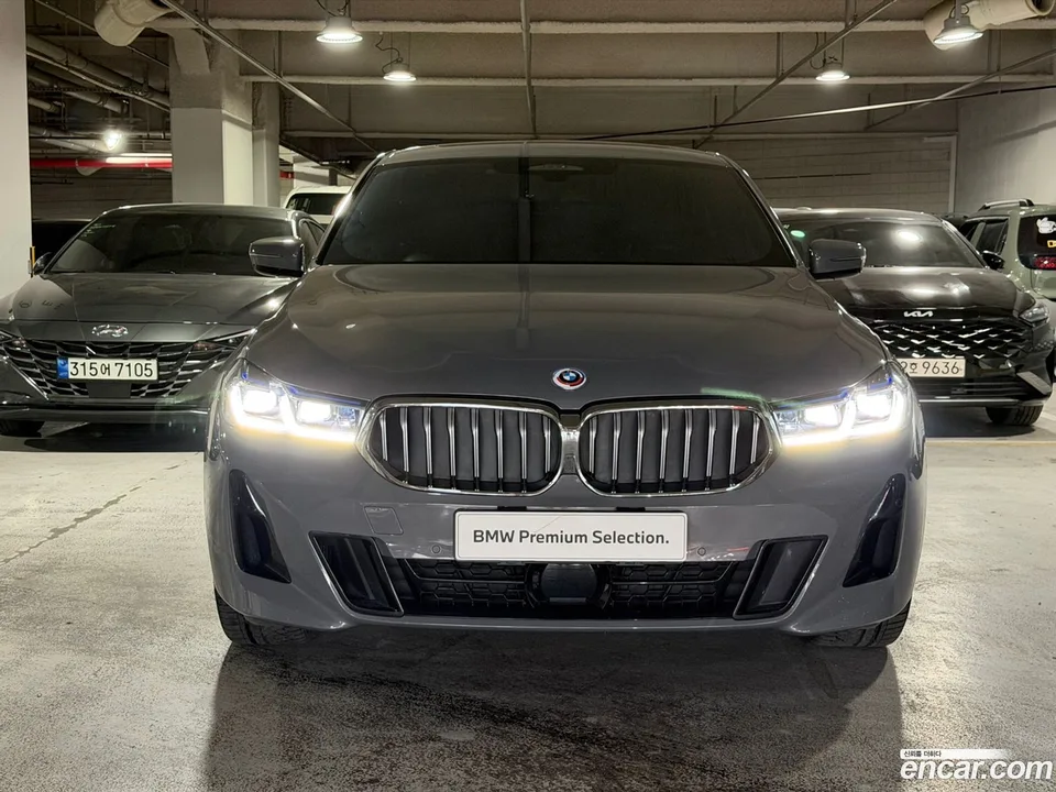 BMW 6 Series GT 630i xDrive M 2022 — миниатюра 3