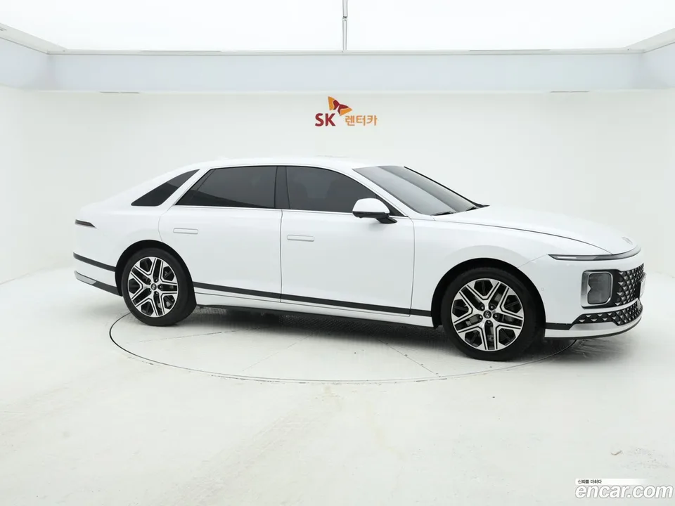 Hyundai Grandeur 2.5 2WD 2023 — миниатюра 4