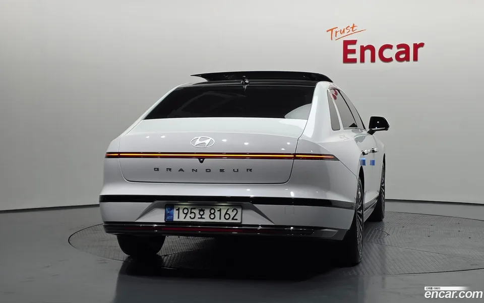 Hyundai Grandeur Hybrid 2023 — миниатюра 4